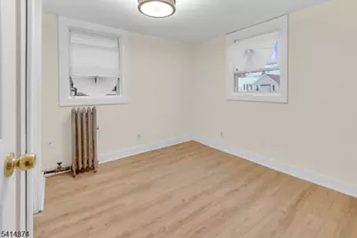 44 Stuyvesant Ave, Newark, NJ 07106 - Photo 14