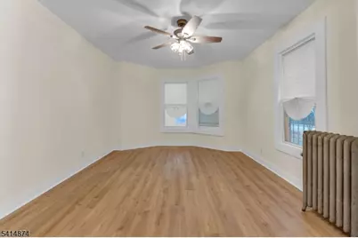 44 Stuyvesant Ave, Newark, NJ 07106 - Photo 22