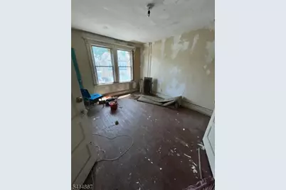 101 N 22nd St, East Orange, NJ 07017 - Photo 12