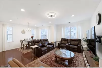 8 Swing Bridge Ln, South Bound Brook Boro, NJ 08880 - Photo 4