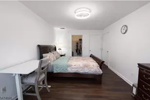 8 Swing Bridge Ln, South Bound Brook Boro, NJ 08880 - Photo 14