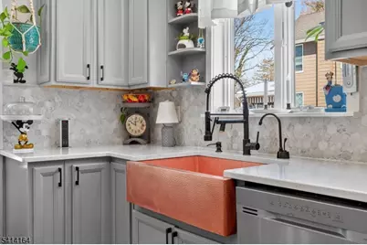 151 Beechwood Ave, Middlesex, NJ 08846 - Photo 6