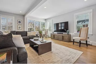 69 Elm St, Summit, NJ 07901 - Photo 6