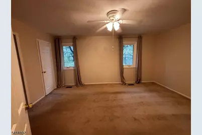 4 Peach Ct, Raritan Township, NJ 08822 - Photo 32