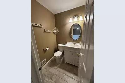 4 Peach Ct, Raritan Township, NJ 08822 - Photo 8