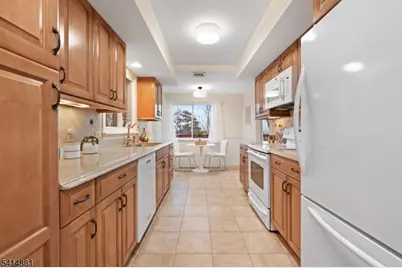 229 Hockenbury Rd, Hillsborough Township, NJ 08844 - Photo 6