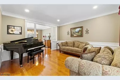 7 Wolverton Ln, Hillsborough Township, NJ 08844 - Photo 10