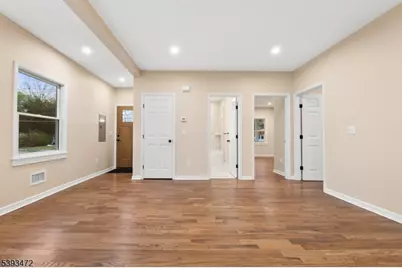 937 Ringwood Ave 1st Floor, Wanaque, NJ 07420 - Photo 2