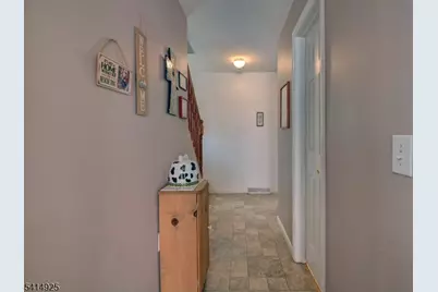 6 Hudson Ave, Jefferson Township, NJ 07438 - Photo 4