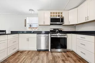 28 Daniel Ln, Rockaway, NJ 07866 - Photo 12