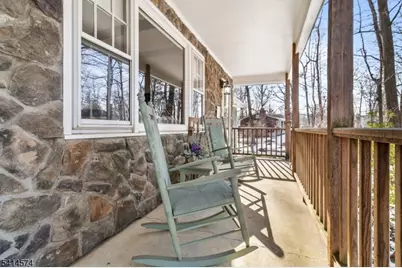 26 Winding Way, Holland Township, NJ 08848 - Photo 2