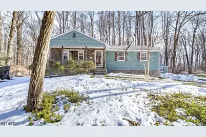 26 Winding Way, Holland Township, NJ 08848 - Photo 1