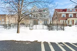 16 Ingraham Pl, Newark, NJ 07108 - Photo 2