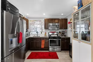 186 Fabyan Pl, Newark, NJ 07112 - Photo 8