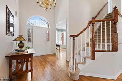 85 Catskill Ct, Montgomery Township, NJ 08502 - Photo 4