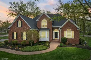 85 Catskill Ct, Montgomery Township, NJ 08502 - Photo 1