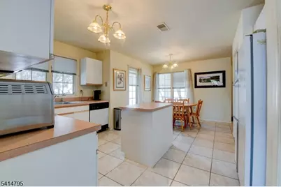 41 Lakeview Ter, Montville Township, NJ 07045 - Photo 12