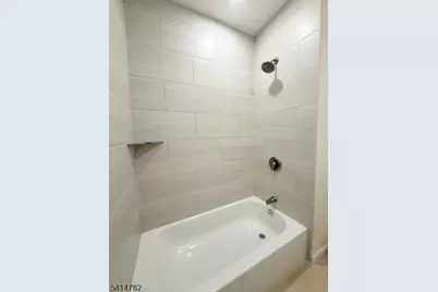 356 Carnegie Pl, Union Township, NJ 07088 - Photo 6