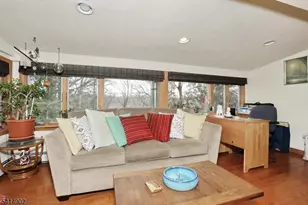 390 Lakeview Ave, Ringwood, NJ 07456 - Photo 8