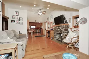 390 Lakeview Ave, Ringwood, NJ 07456 - Photo 10