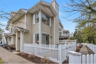 74 Academy Court, Bedminster Township, NJ 07921 - Photo 2