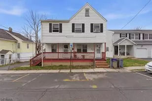 302 Oswald Pl, Union Township, NJ 07088 - Photo 1