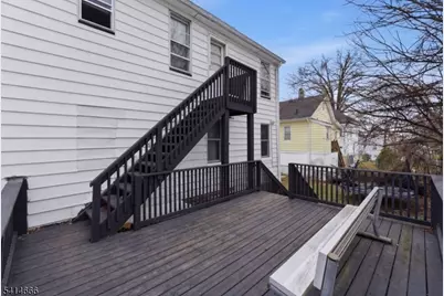 302 Oswald Pl, Union Township, NJ 07088 - Photo 14