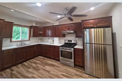 1038 Fairview Pl, Hillside, NJ 07205 - Photo 2