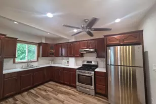 1038 Fairview Pl, Hillside, NJ 07205 - Photo 2