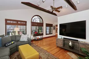 19 Munsee Dr, Cranford Township, NJ 07016 - Photo 14