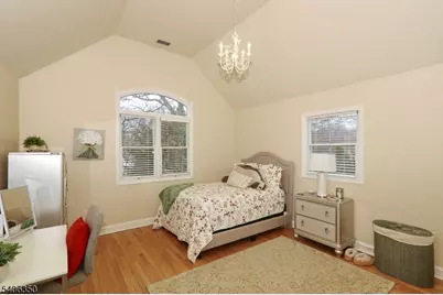 19 Munsee Dr, Cranford Township, NJ 07016 - Photo 28