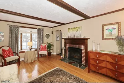 19 Munsee Dr, Cranford Township, NJ 07016 - Photo 8