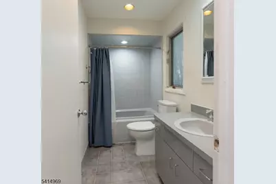 22 Post Ln, Livingston, NJ 07039 - Photo 18