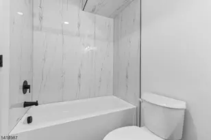 37 S 7th St, Newark, NJ 07107 - Photo 30