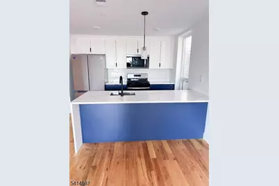 37 S 7th St #3, Newark, NJ 07107 - Photo 4