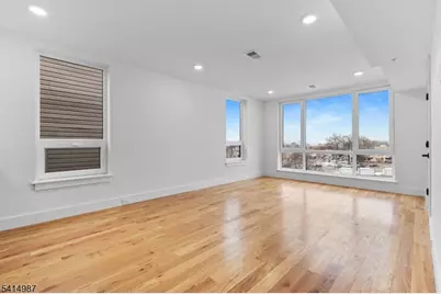 37 S 7th St #3, Newark, NJ 07107 - Photo 6