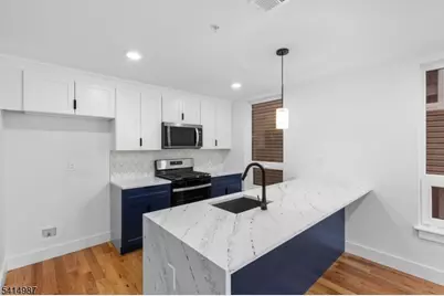37 S 7th St #3, Newark, NJ 07107 - Photo 6