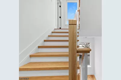 37 S 7th St #3, Newark, NJ 07107 - Photo 4