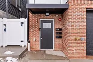 37 S 7th St, Newark, NJ 07107 - Photo 2