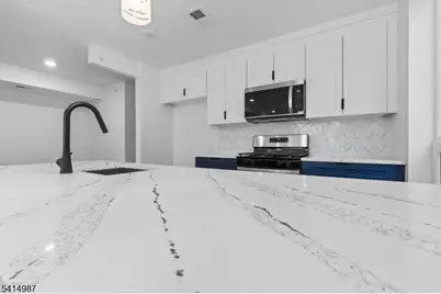 37 S 7th St #3, Newark, NJ 07107 - Photo 8