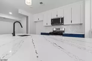 37 S 7th St, Newark, NJ 07107 - Photo 8