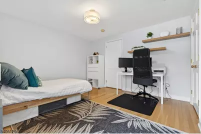 236 White Oak Ridge Rd, Millburn Twp., NJ 07078 - Photo 32