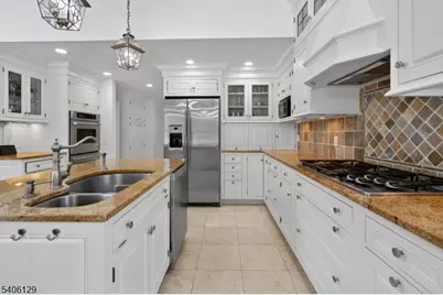 236 White Oak Ridge Rd, Millburn Twp., NJ 07078 - Photo 10