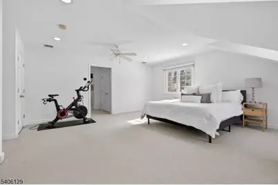 236 White Oak Ridge Rd, Millburn Twp., NJ 07078 - Photo 22