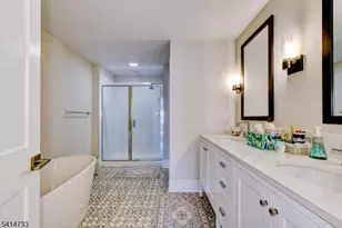 736 Station Rd, Dunellen, NJ 08812 - Photo 32