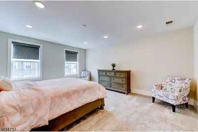 736 Station Rd, Dunellen, NJ 08812 - Photo 30