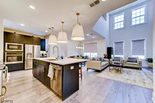 736 Station Rd, Dunellen, NJ 08812 - Photo 4