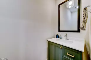 736 Station Rd, Dunellen, NJ 08812 - Photo 24