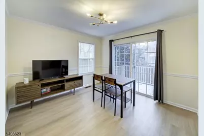 14 Amherst St, Highland Park, NJ 08904 - Photo 6