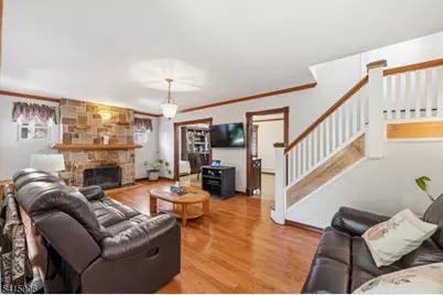 749 Cleveland Ave, Elizabeth, NJ 07208 - Photo 4